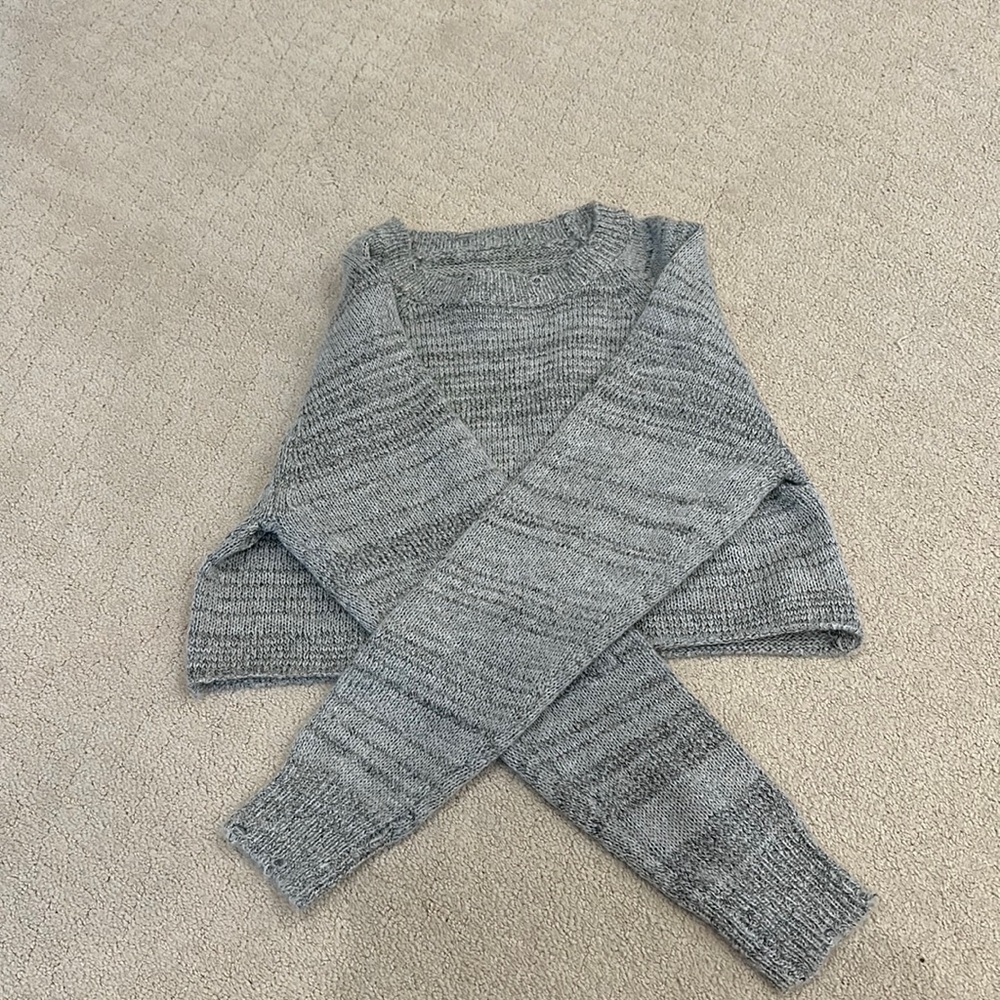 gray shein cropped sweater